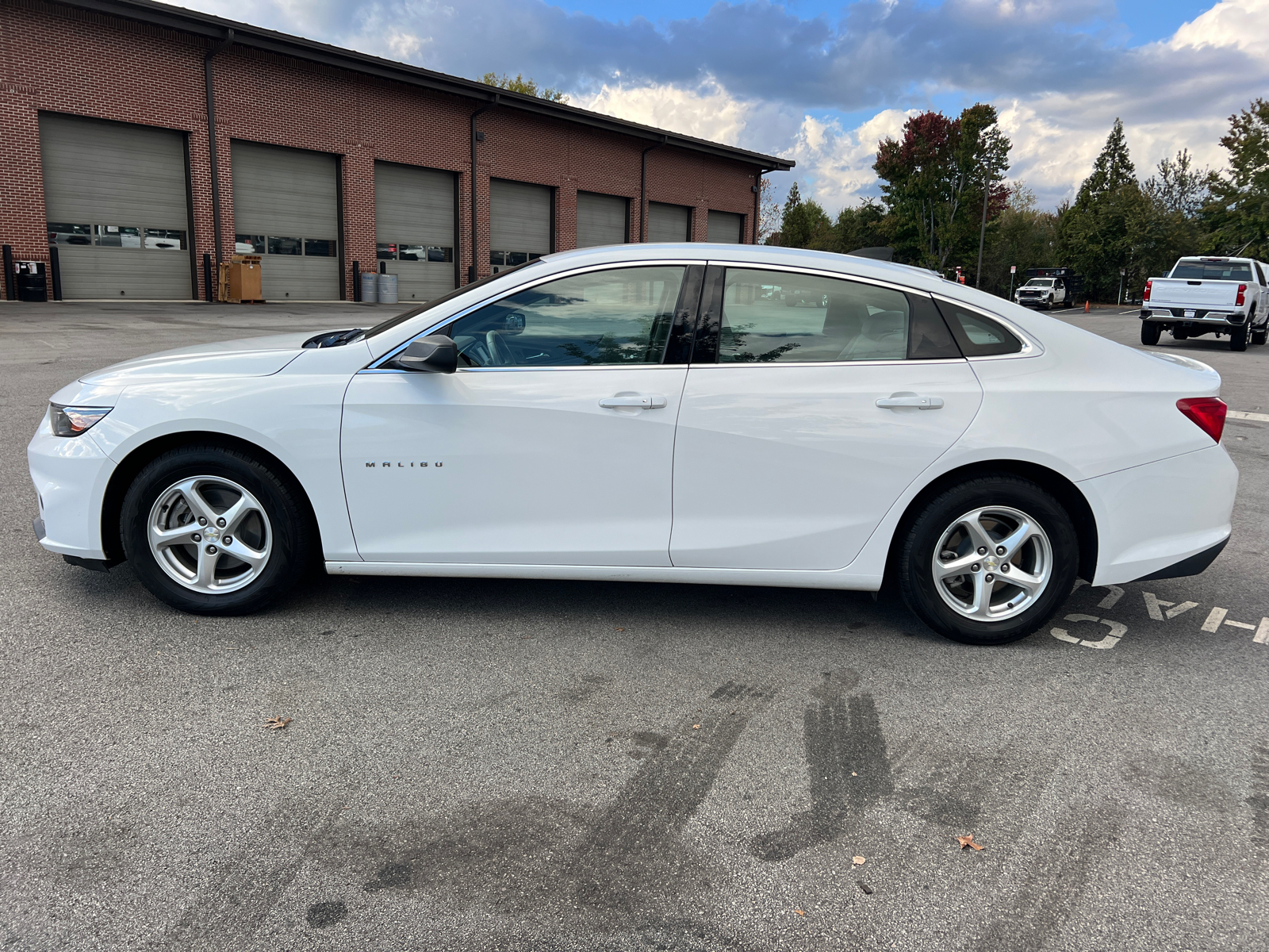 2016 Chevrolet Malibu LS 8