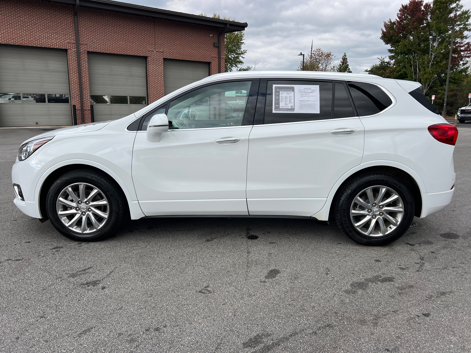 2020 Buick Envision Essence 8