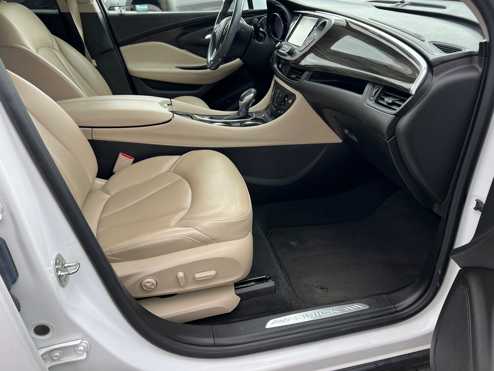 2020 Buick Envision Essence 13