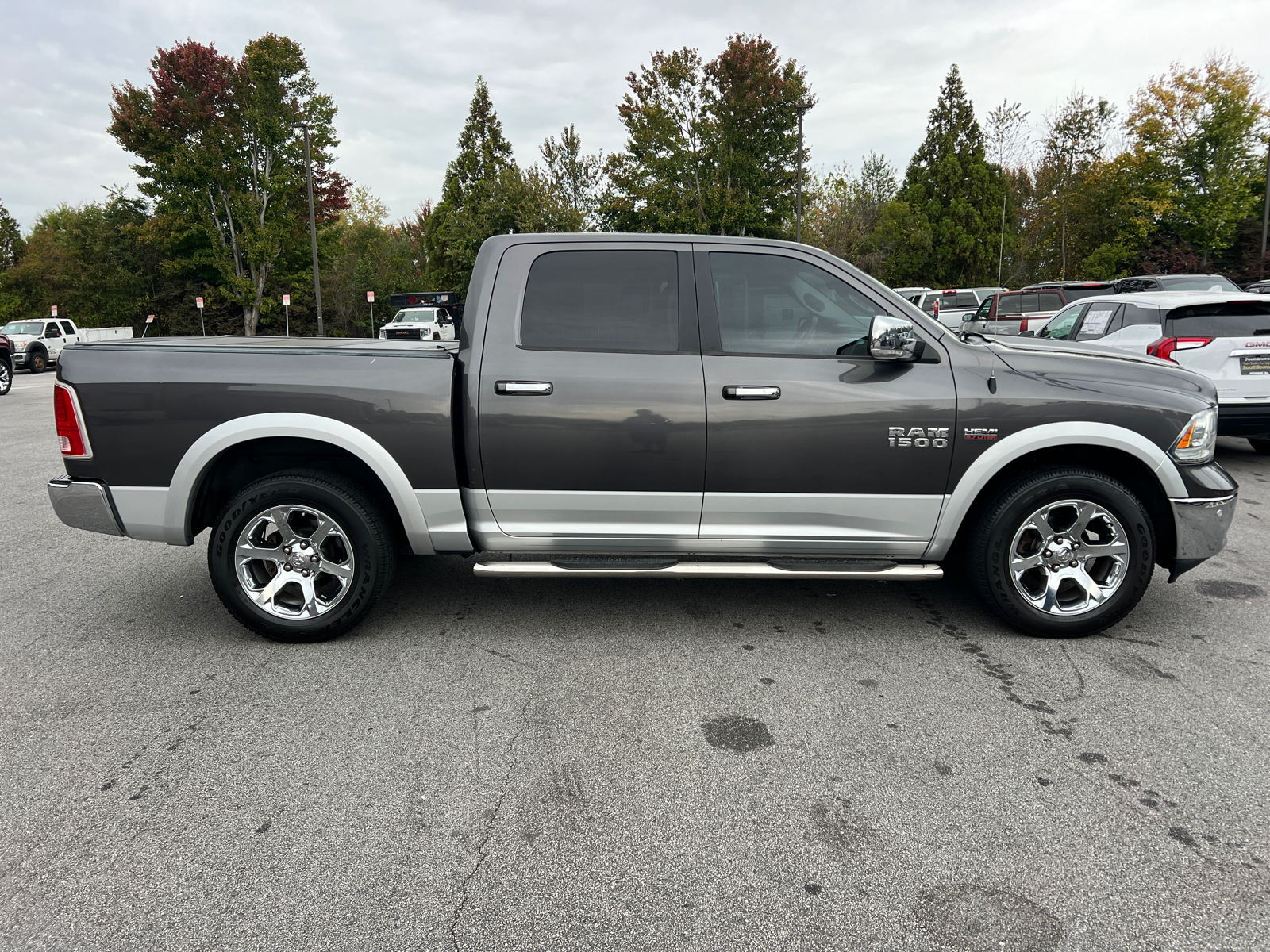 2017 Ram 1500 Laramie 4