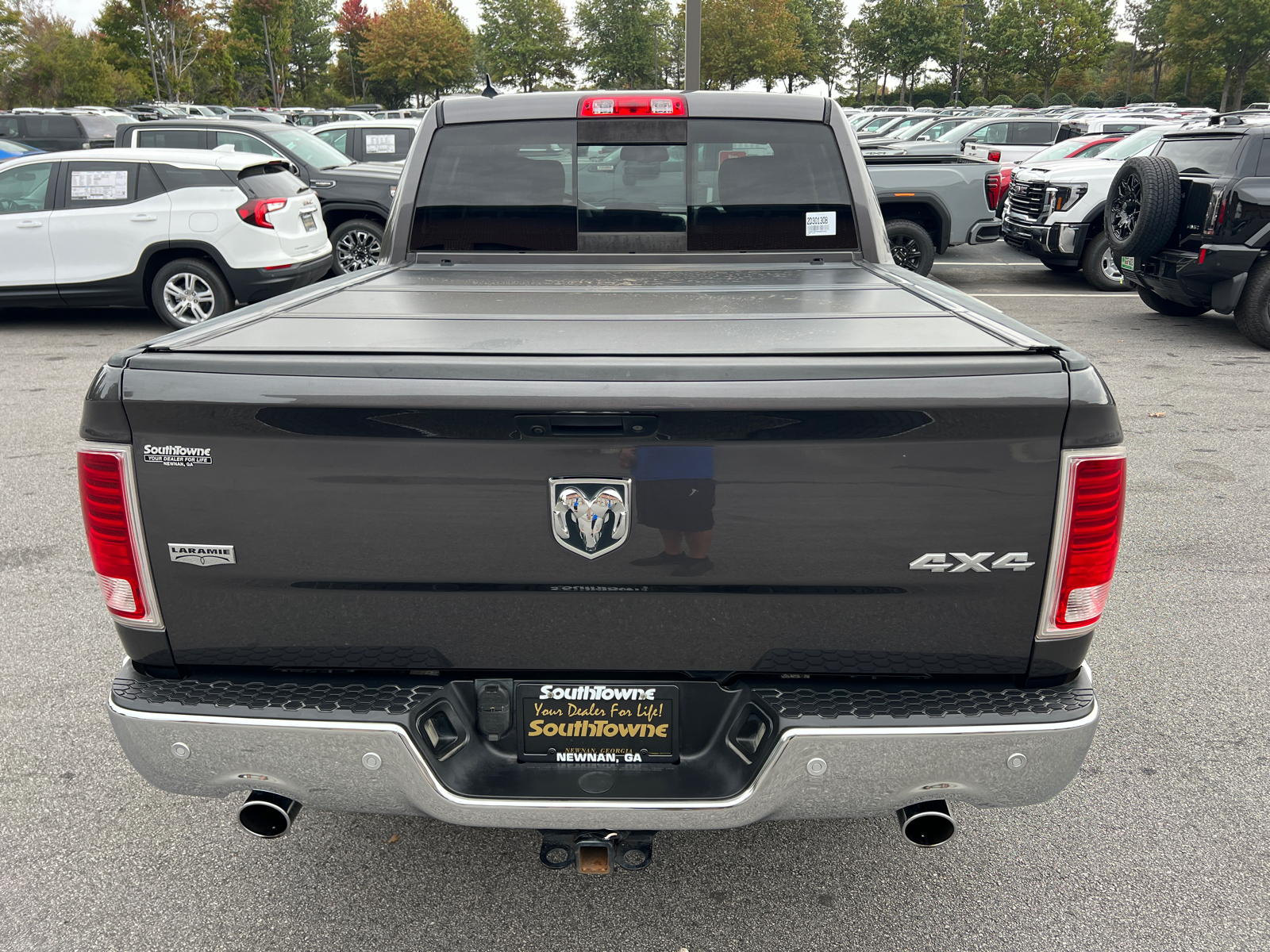 2017 Ram 1500 Laramie 6