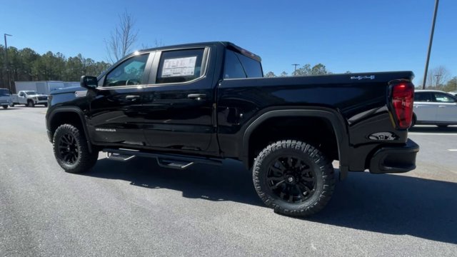 2024 GMC Sierra 1500 Pro 4