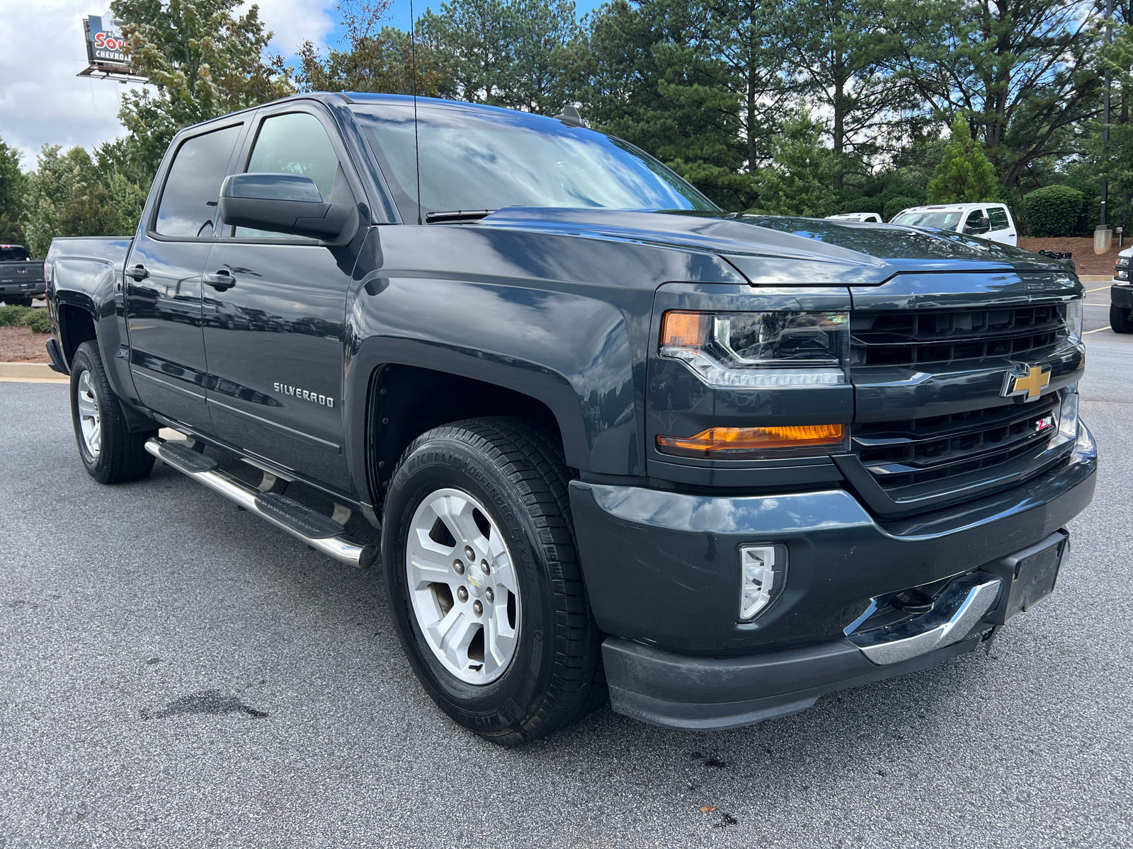 2018 Chevrolet Silverado 1500 LT 3