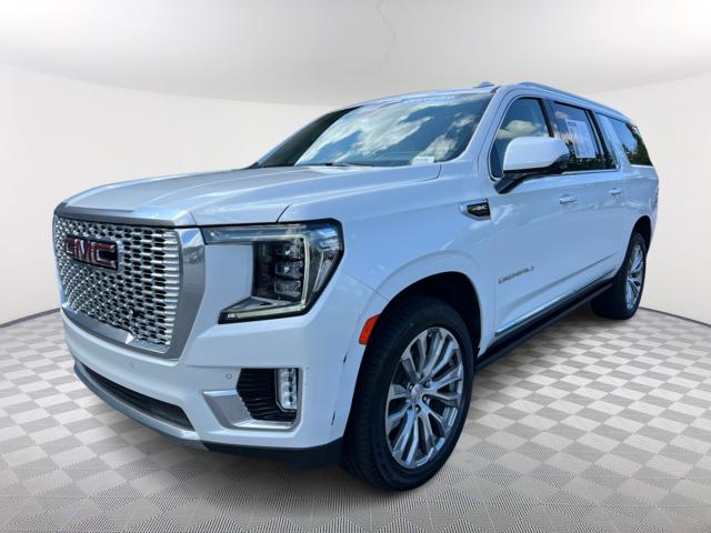 2023 GMC Yukon XL Denali 1