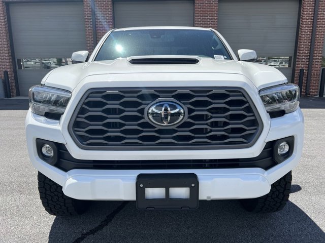 2022 Toyota Tacoma TRD Sport 3