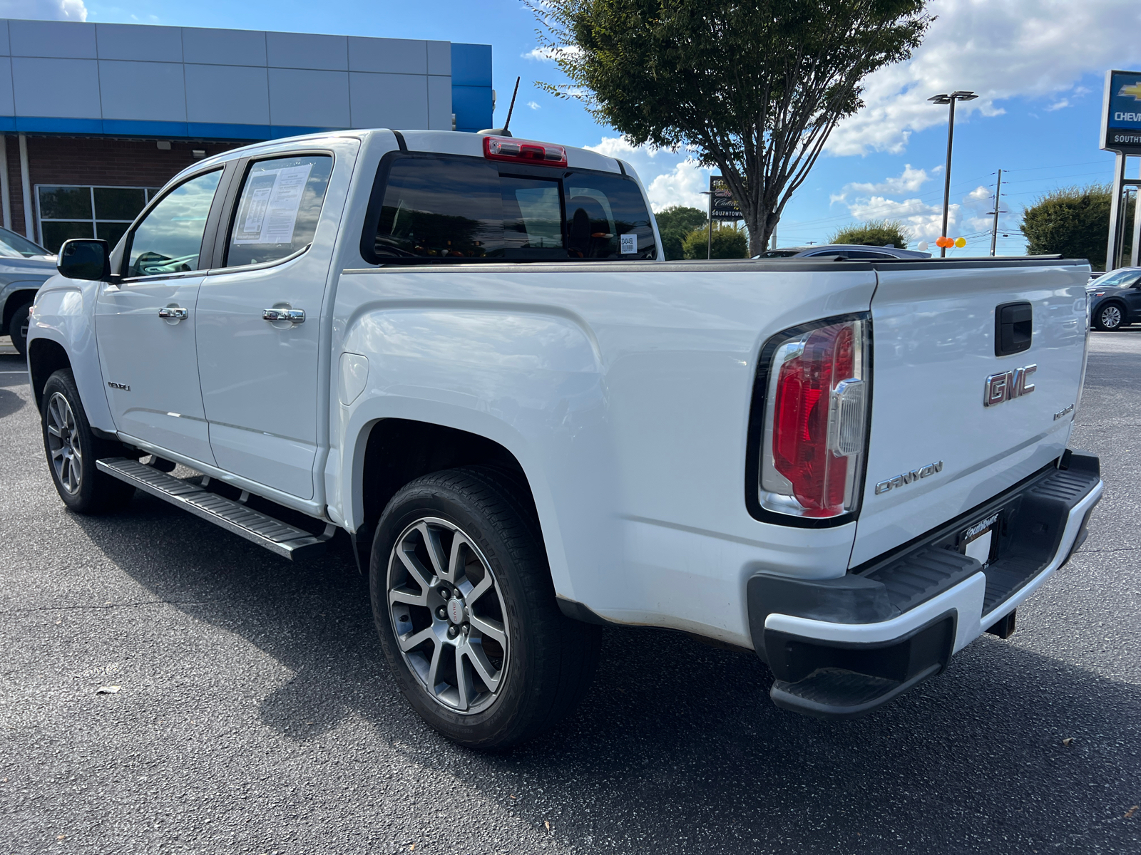 2018 GMC Canyon Denali 7