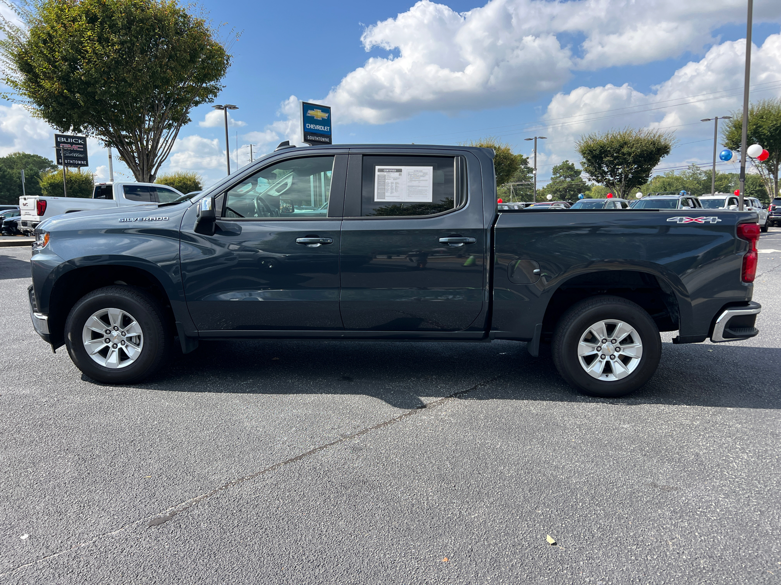 2022 Chevrolet Silverado 1500 LTD LT 8