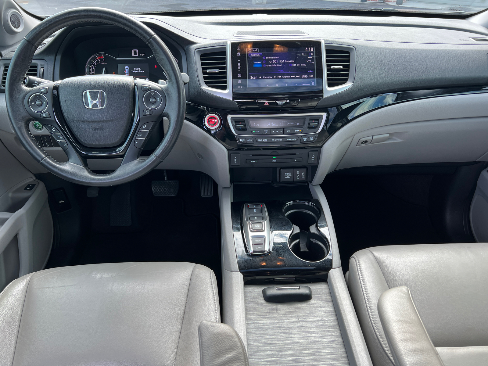 2017 Honda Pilot Touring 23