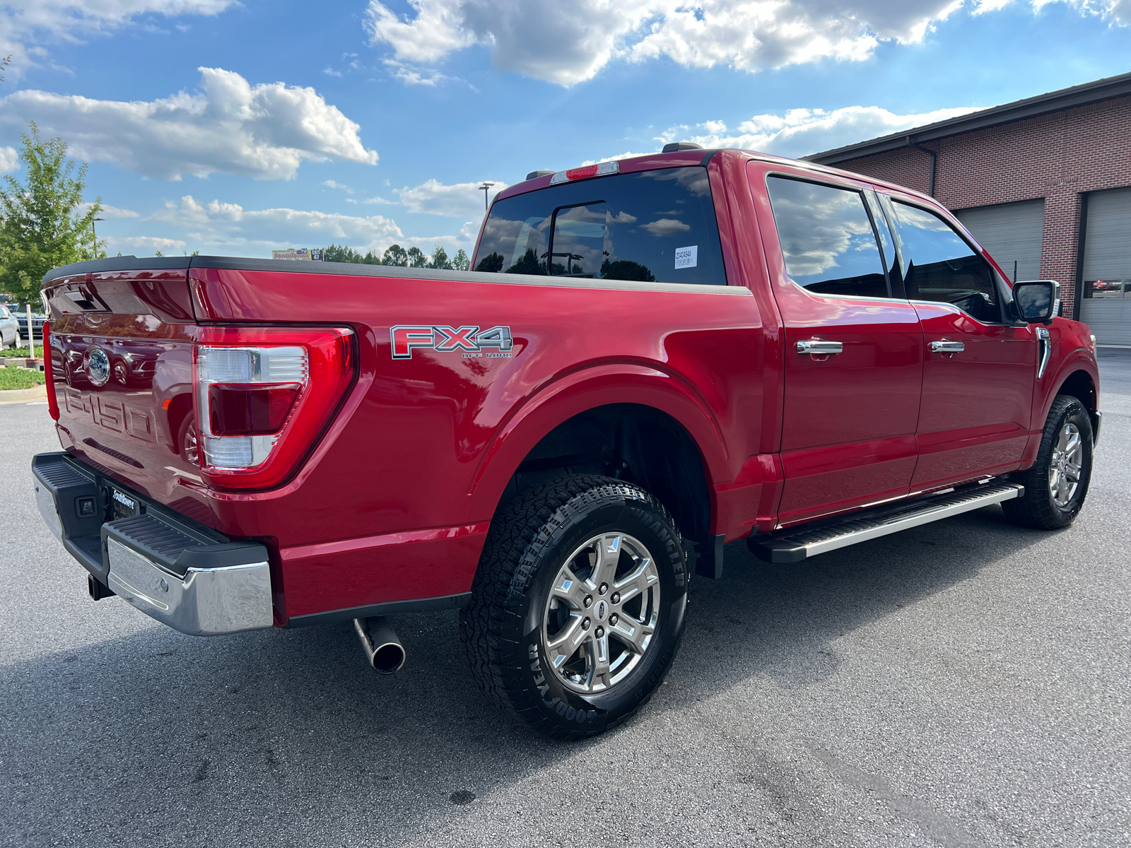 2023 Ford F-150 Lariat 5