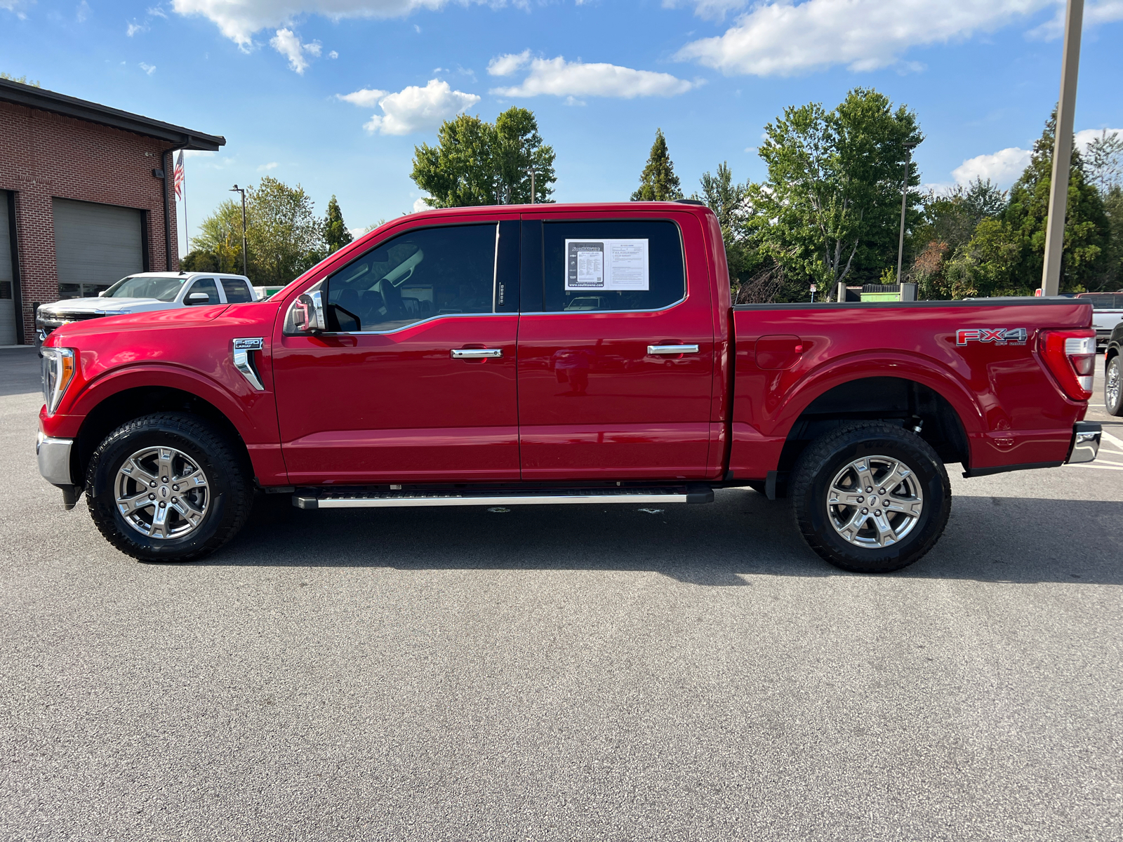 2023 Ford F-150 Lariat 8