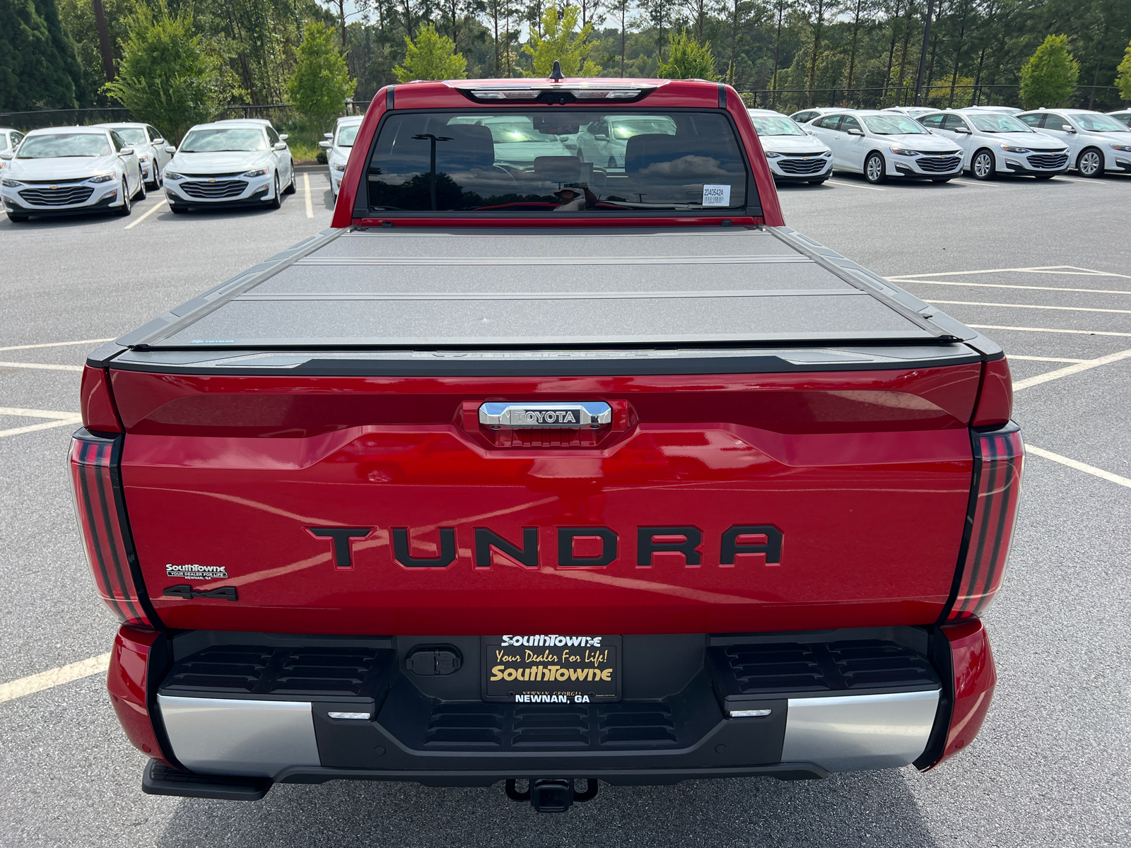 2024 Toyota Tundra Hybrid Limited 6