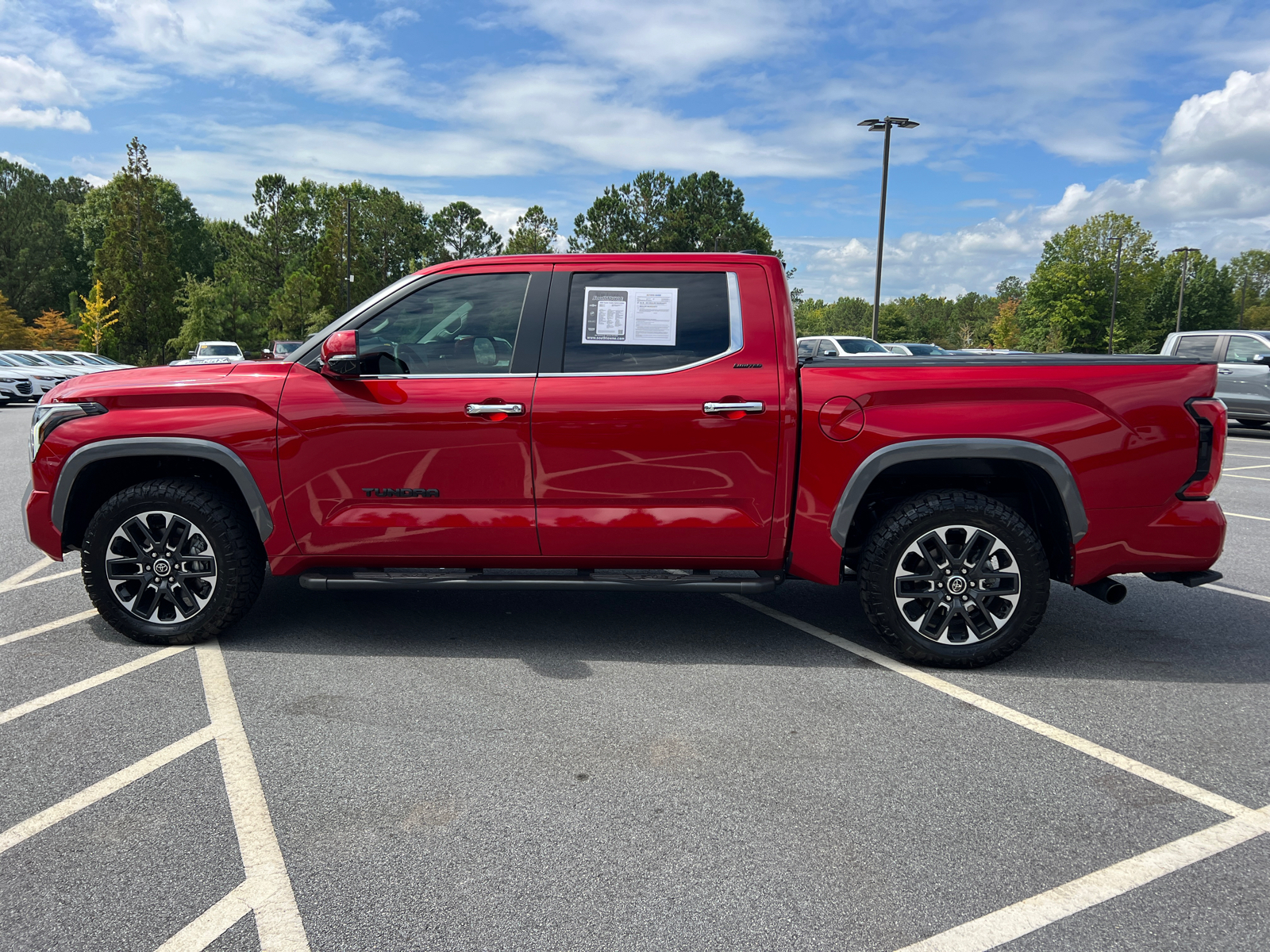 2024 Toyota Tundra Hybrid Limited 8