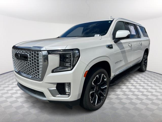 2022 GMC Yukon XL Denali 1