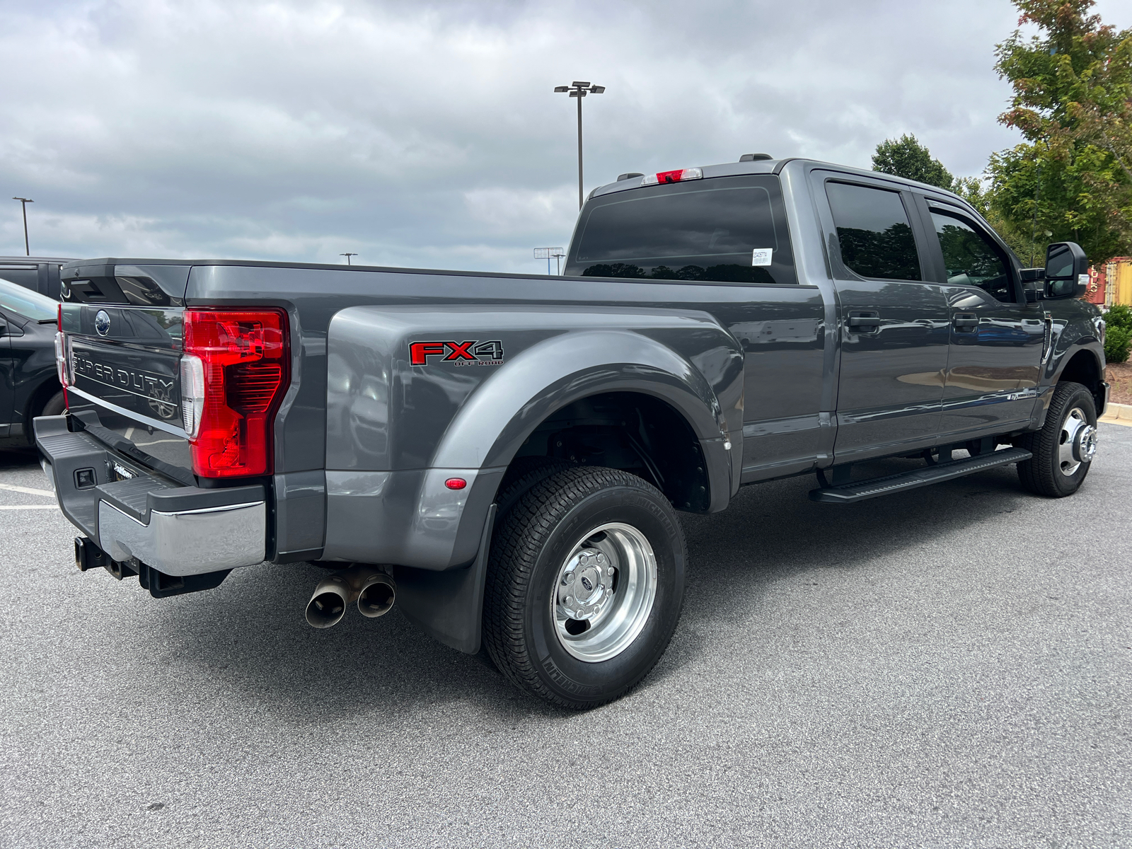 2022 Ford F-350SD XL 5