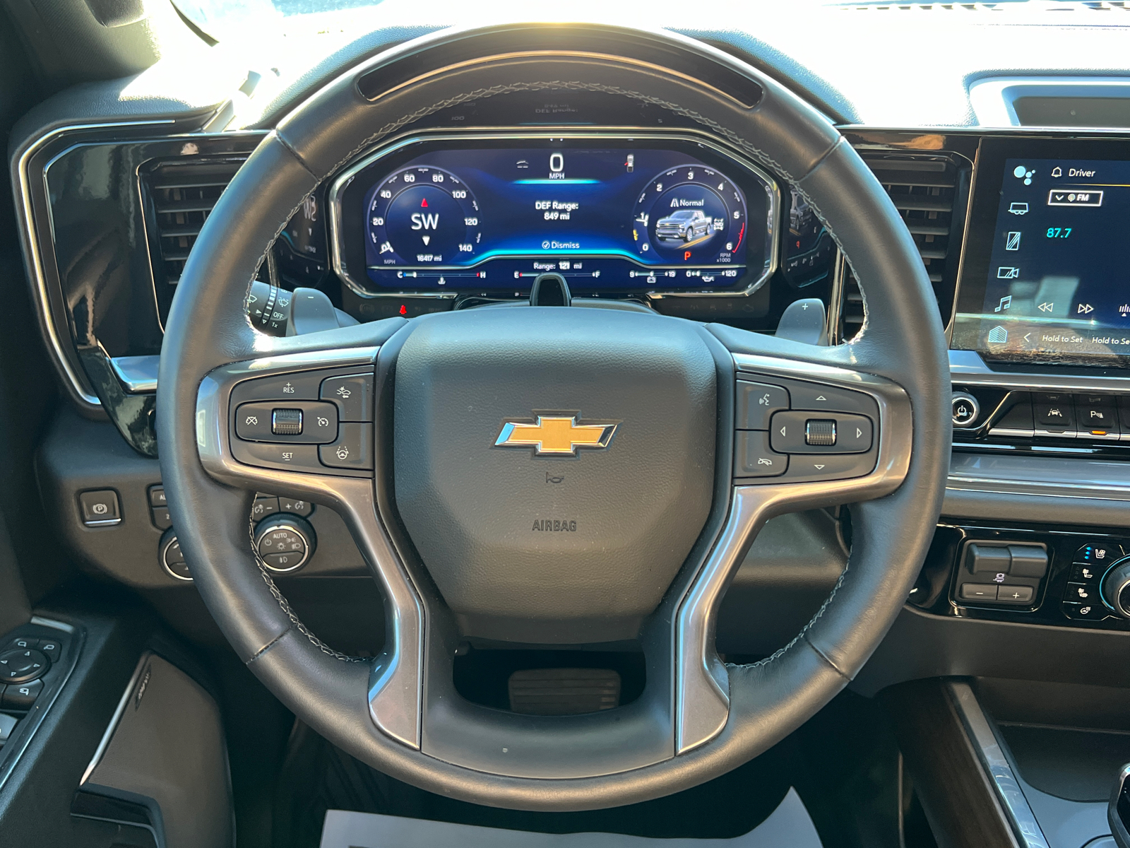 2024 Chevrolet Silverado 1500 High Country 23