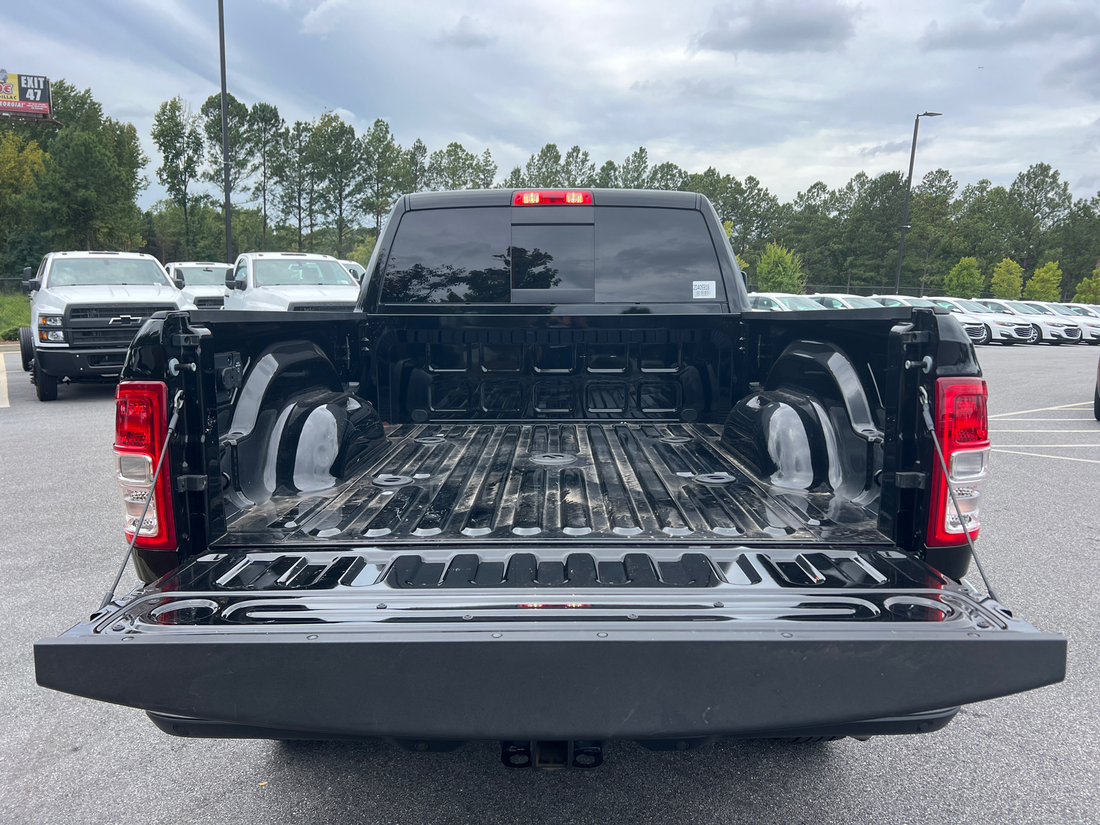 2024 Ram 2500 Tradesman 18