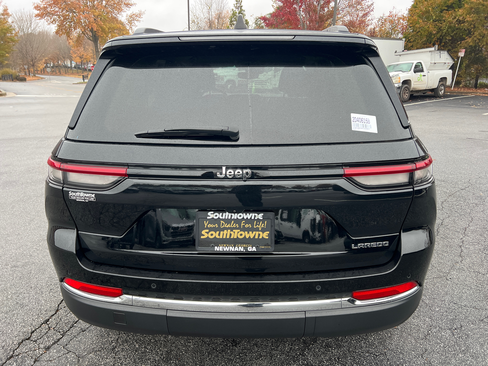 2023 Jeep Grand Cherokee Laredo 6