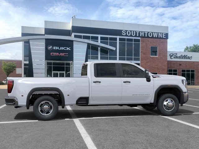 2024 GMC Sierra 3500HD Pro 5