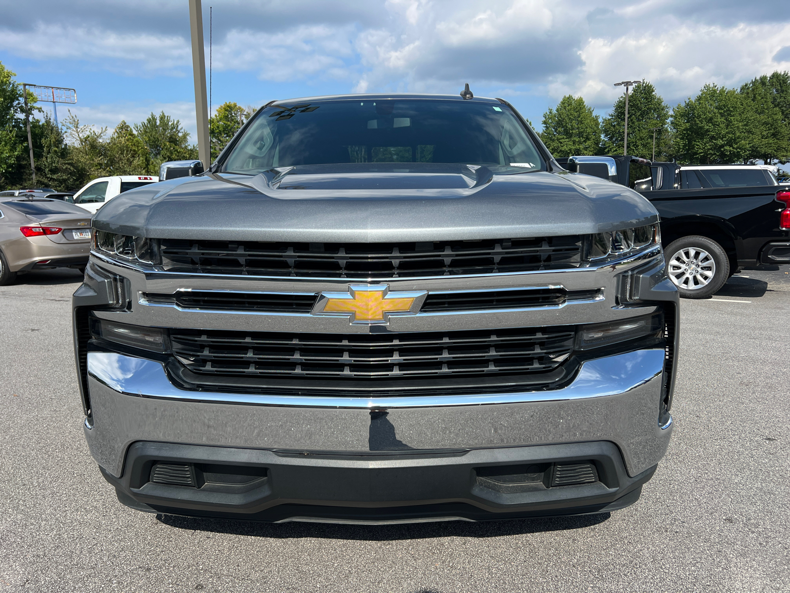 2020 Chevrolet Silverado 1500 LT 2