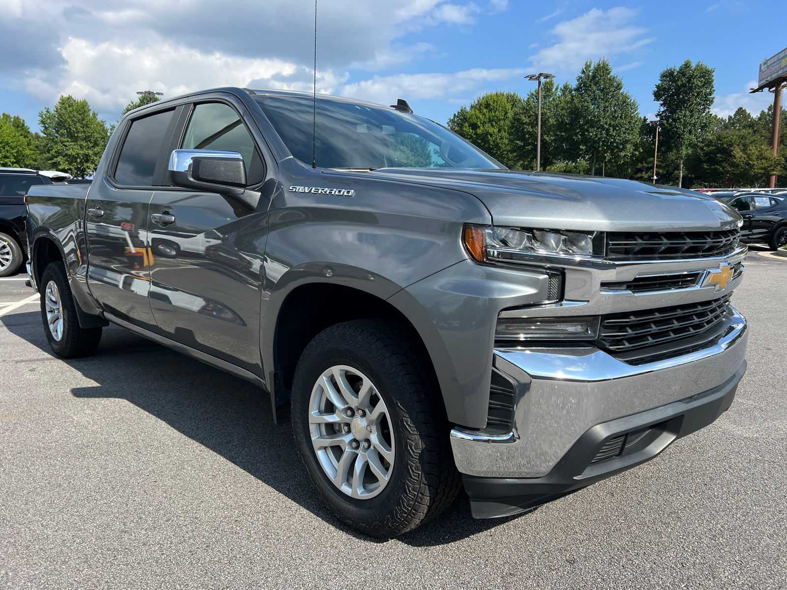 2020 Chevrolet Silverado 1500 LT 3