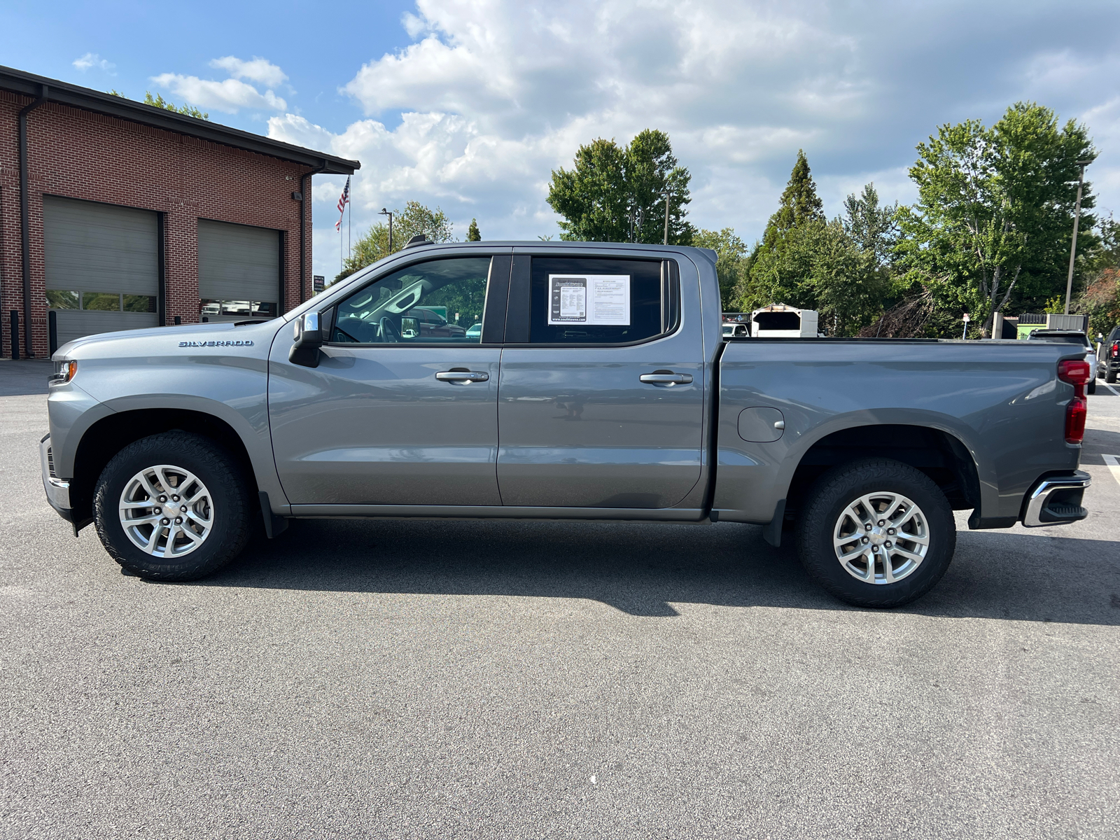 2020 Chevrolet Silverado 1500 LT 8