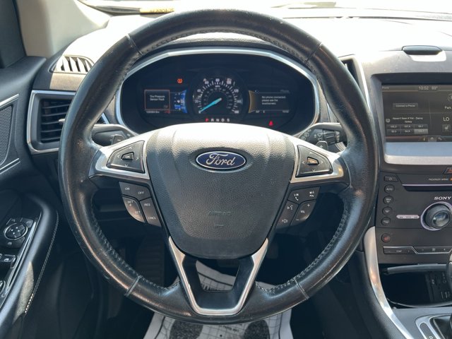 2015 Ford Edge Titanium 25