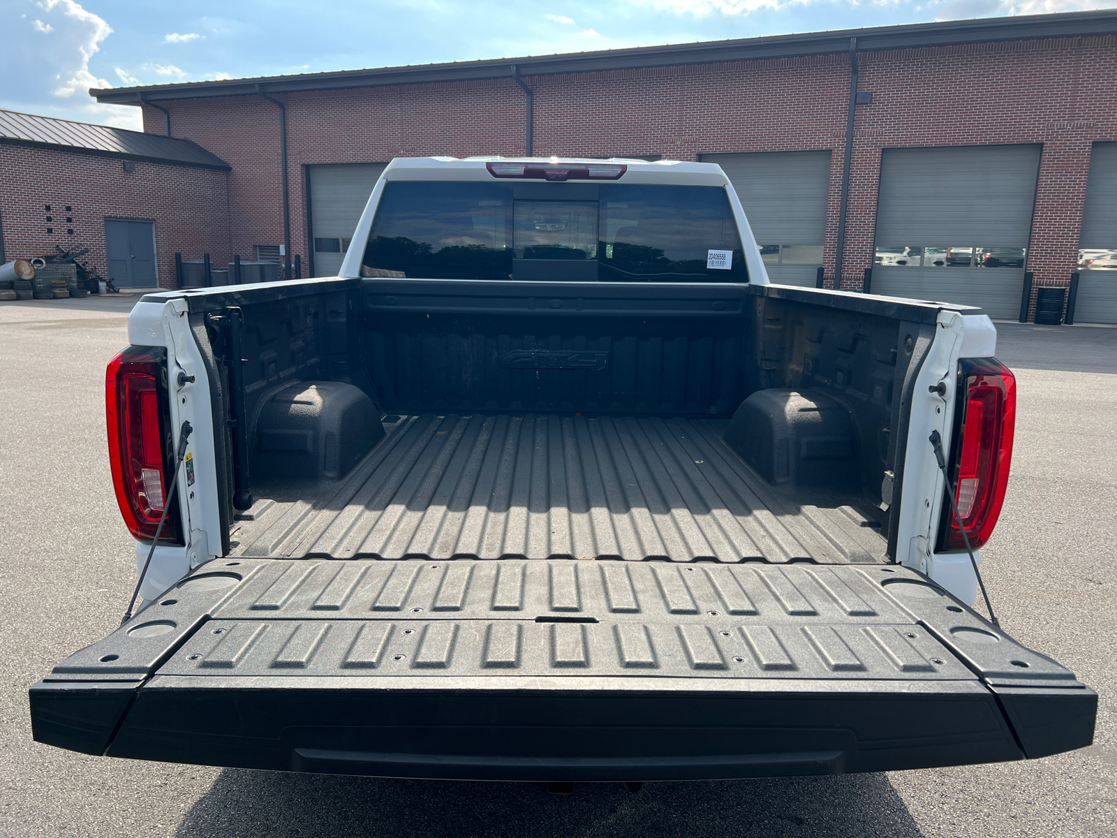 2021 GMC Sierra 1500 AT4 18