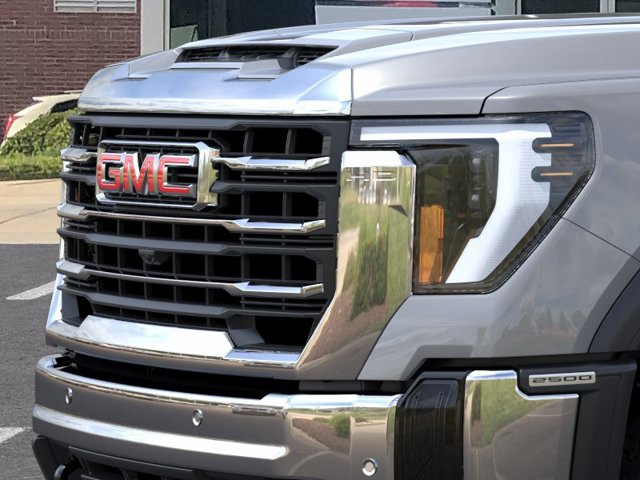 2024 GMC Sierra 2500HD SLT 13