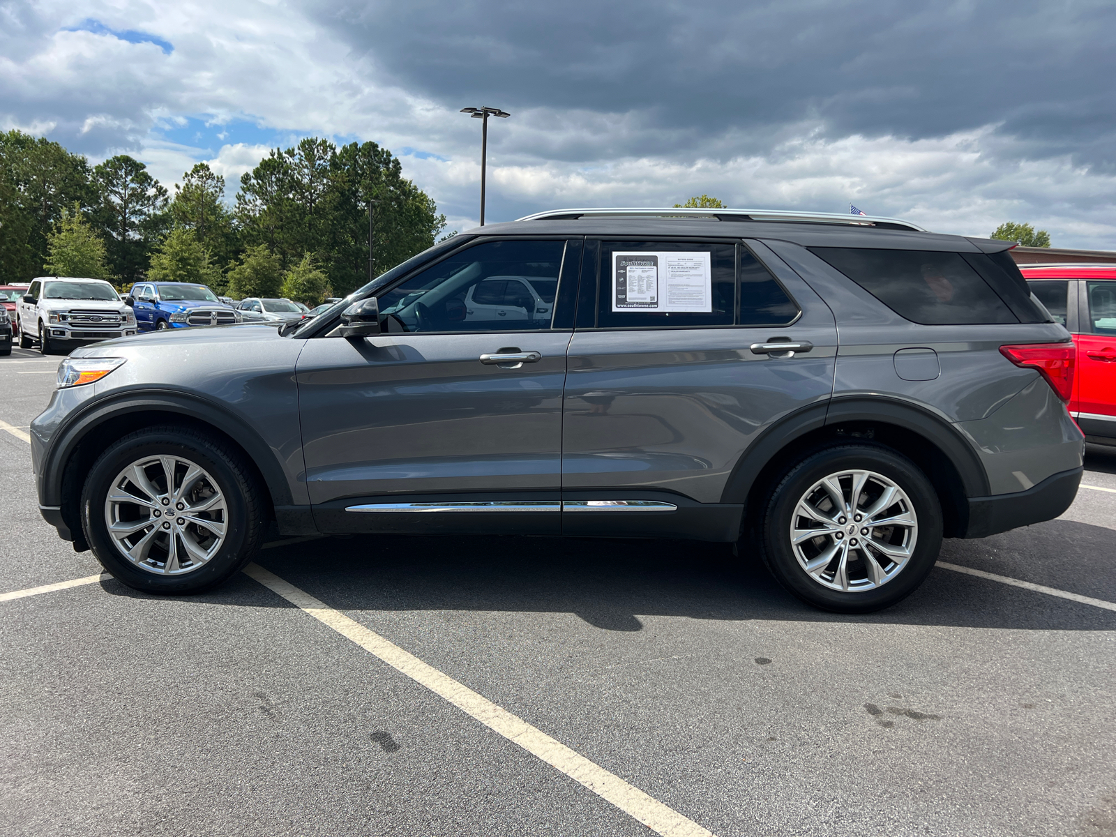 2021 Ford Explorer Limited 8