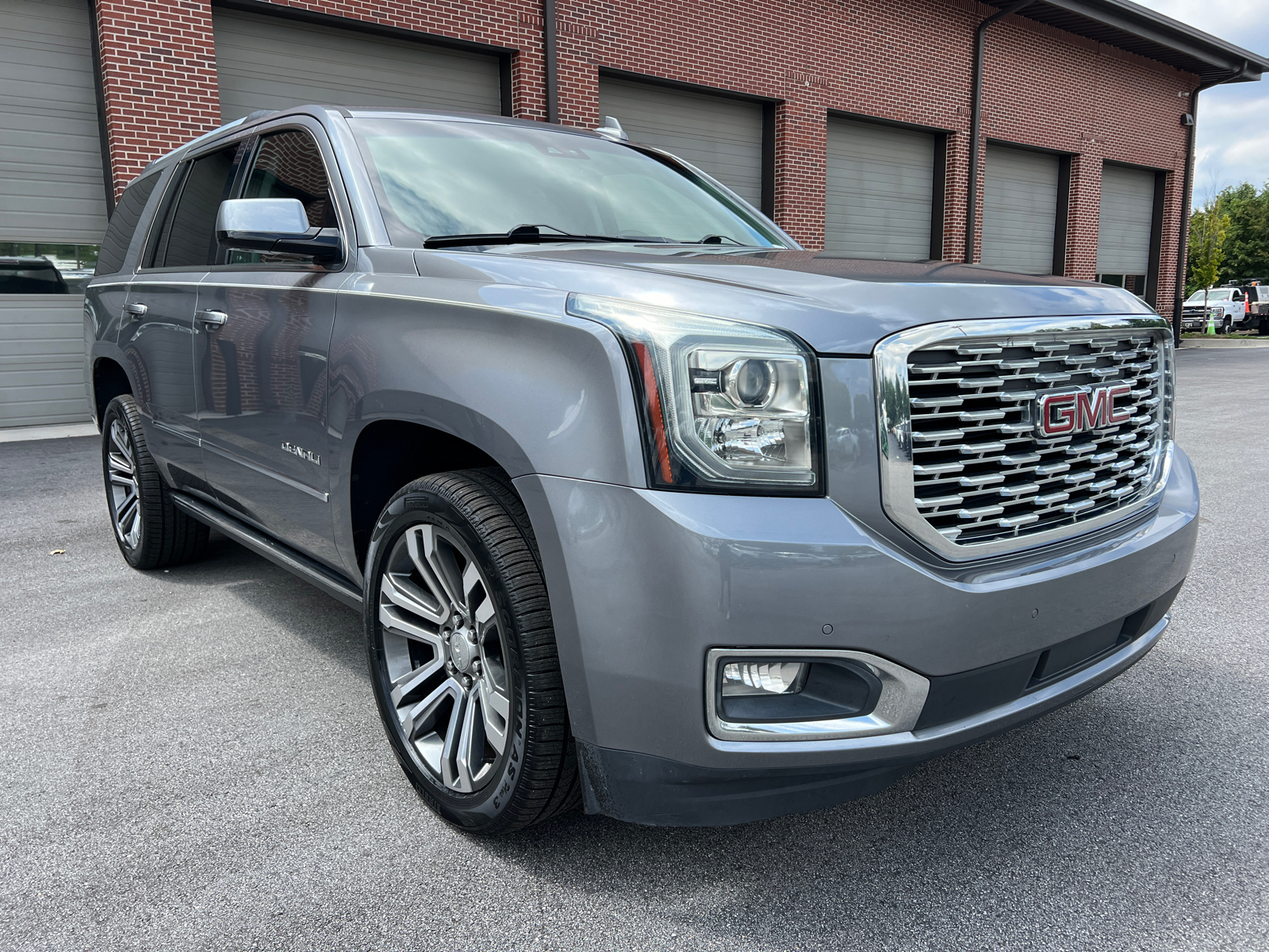 2018 GMC Yukon Denali 3