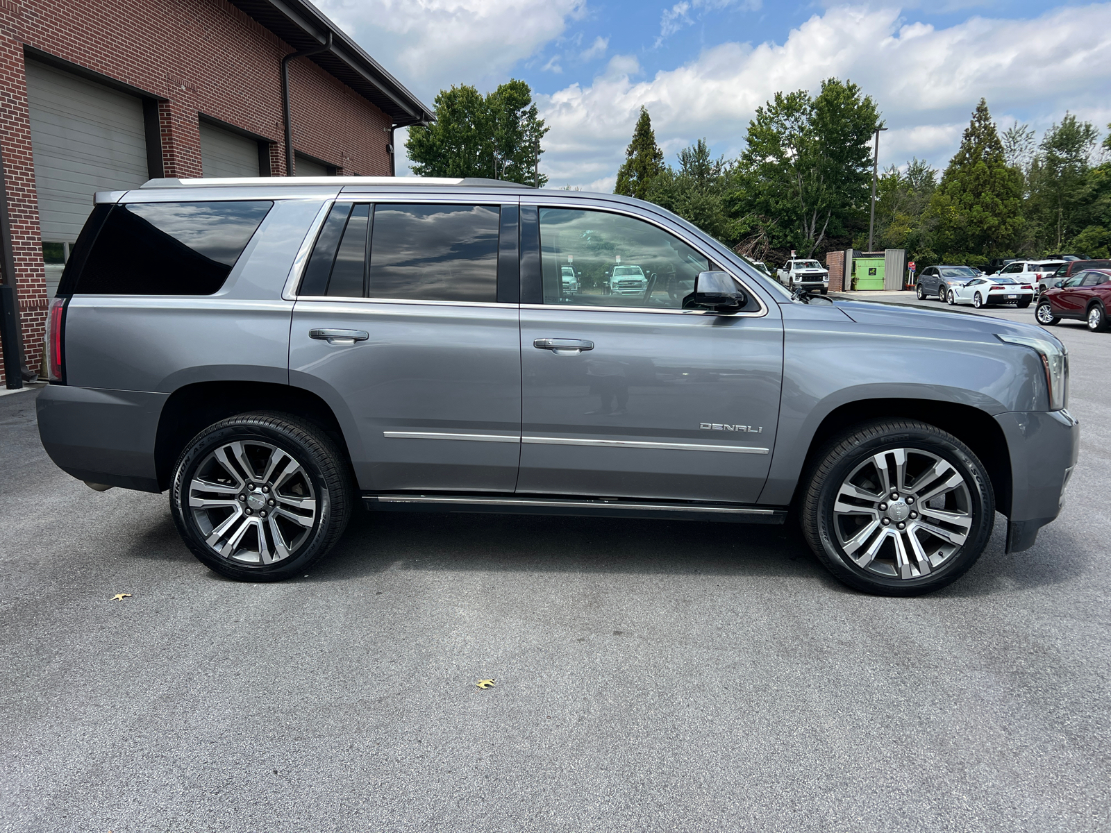 2018 GMC Yukon Denali 4