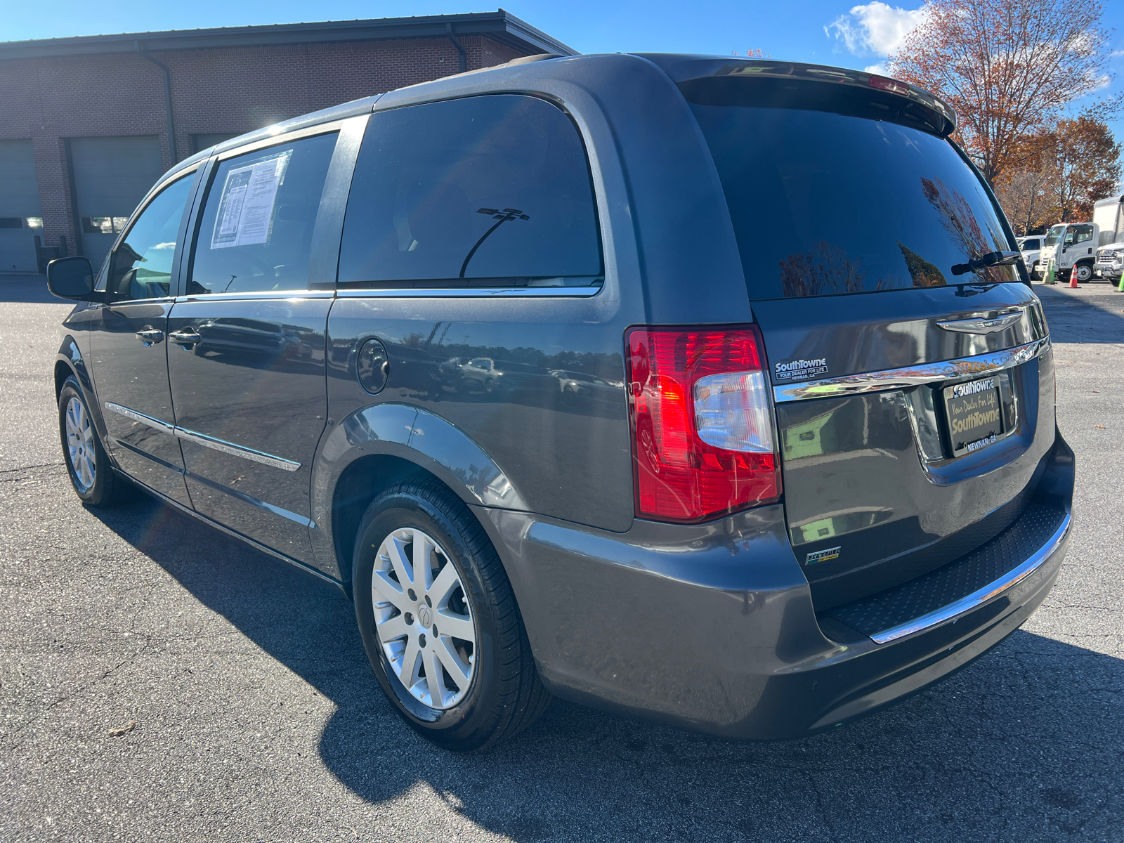 2016 Chrysler Town & Country Touring 7