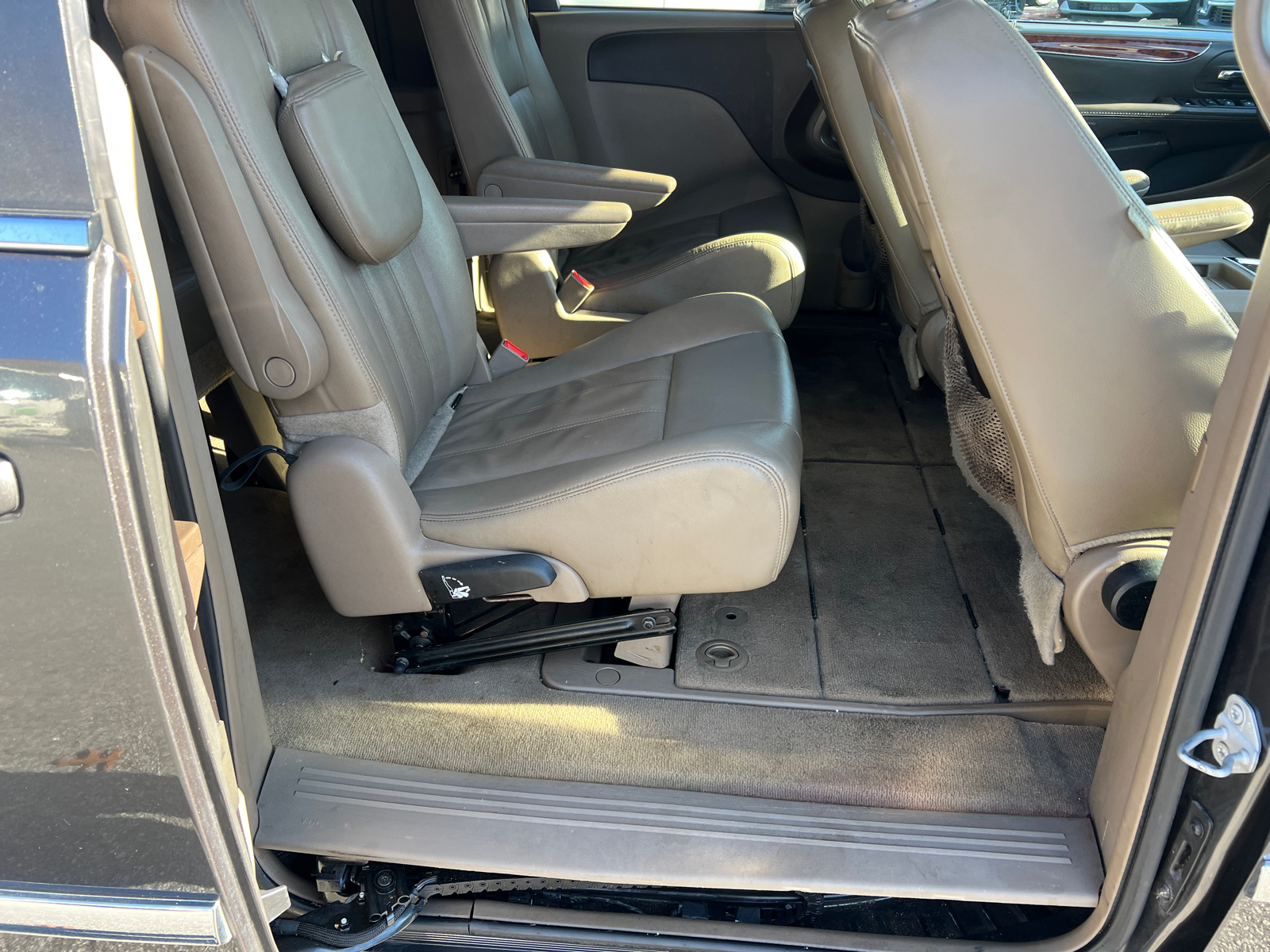 2016 Chrysler Town & Country Touring 15