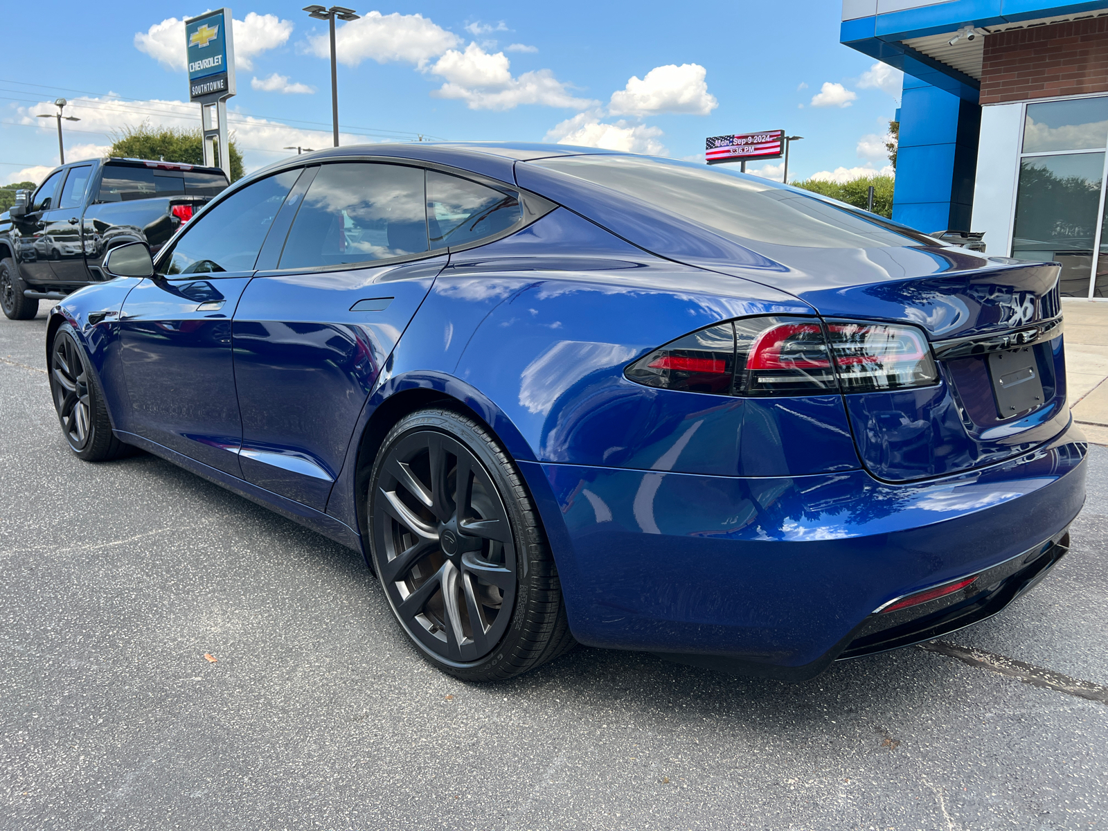 2023 Tesla Model S Base 7