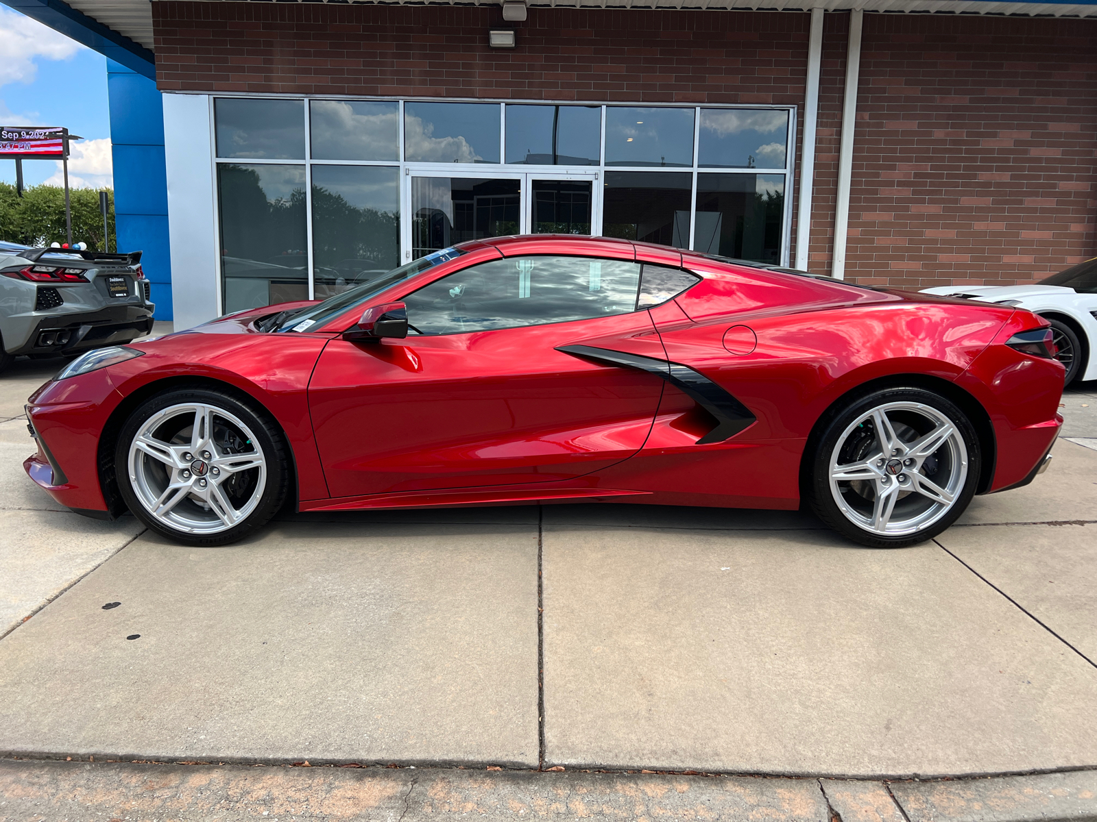 2021 Chevrolet Corvette Stingray 8