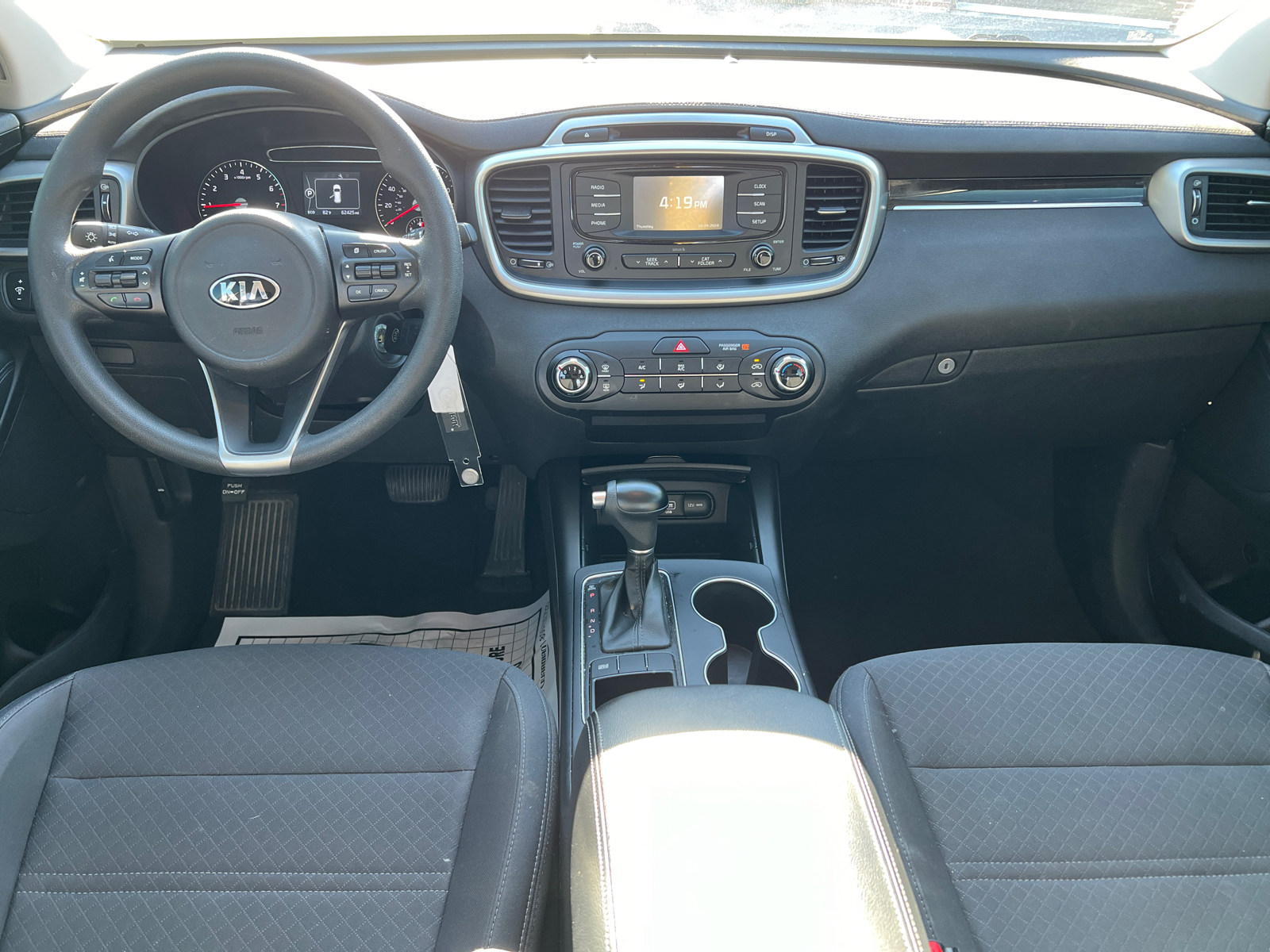 2018 Kia Sorento L 22