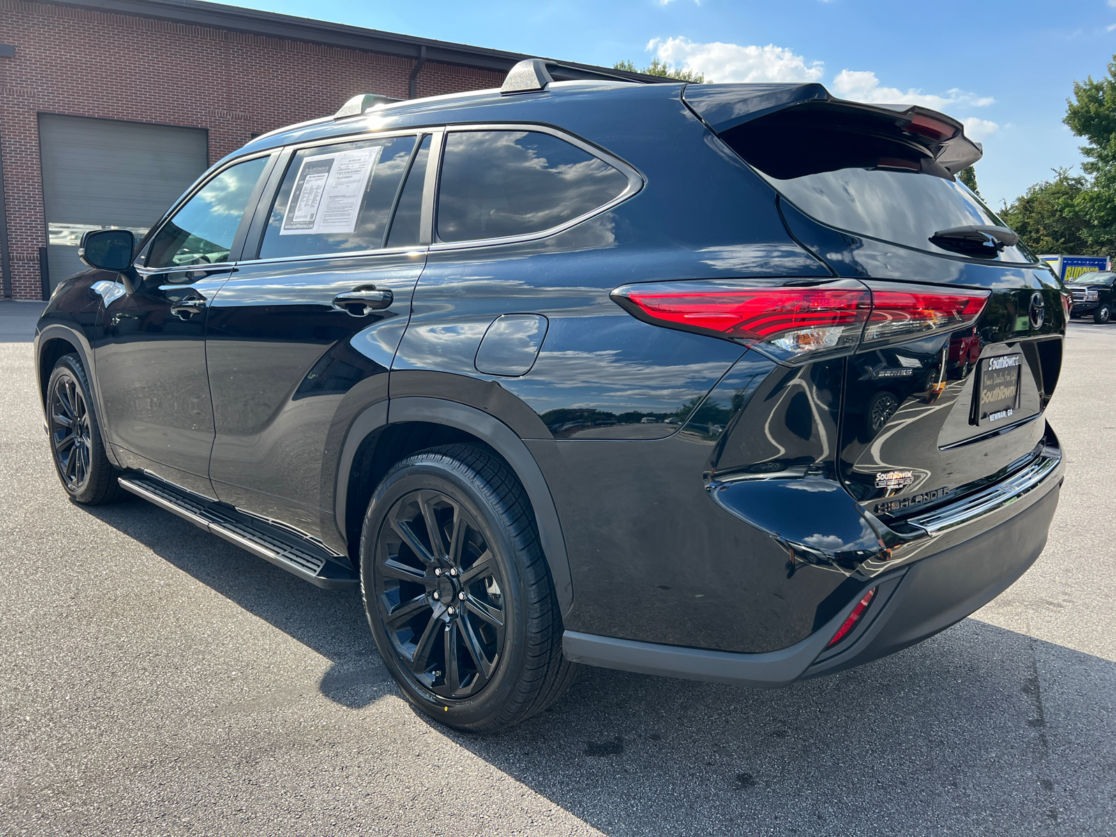 2023 Toyota Highlander L 7