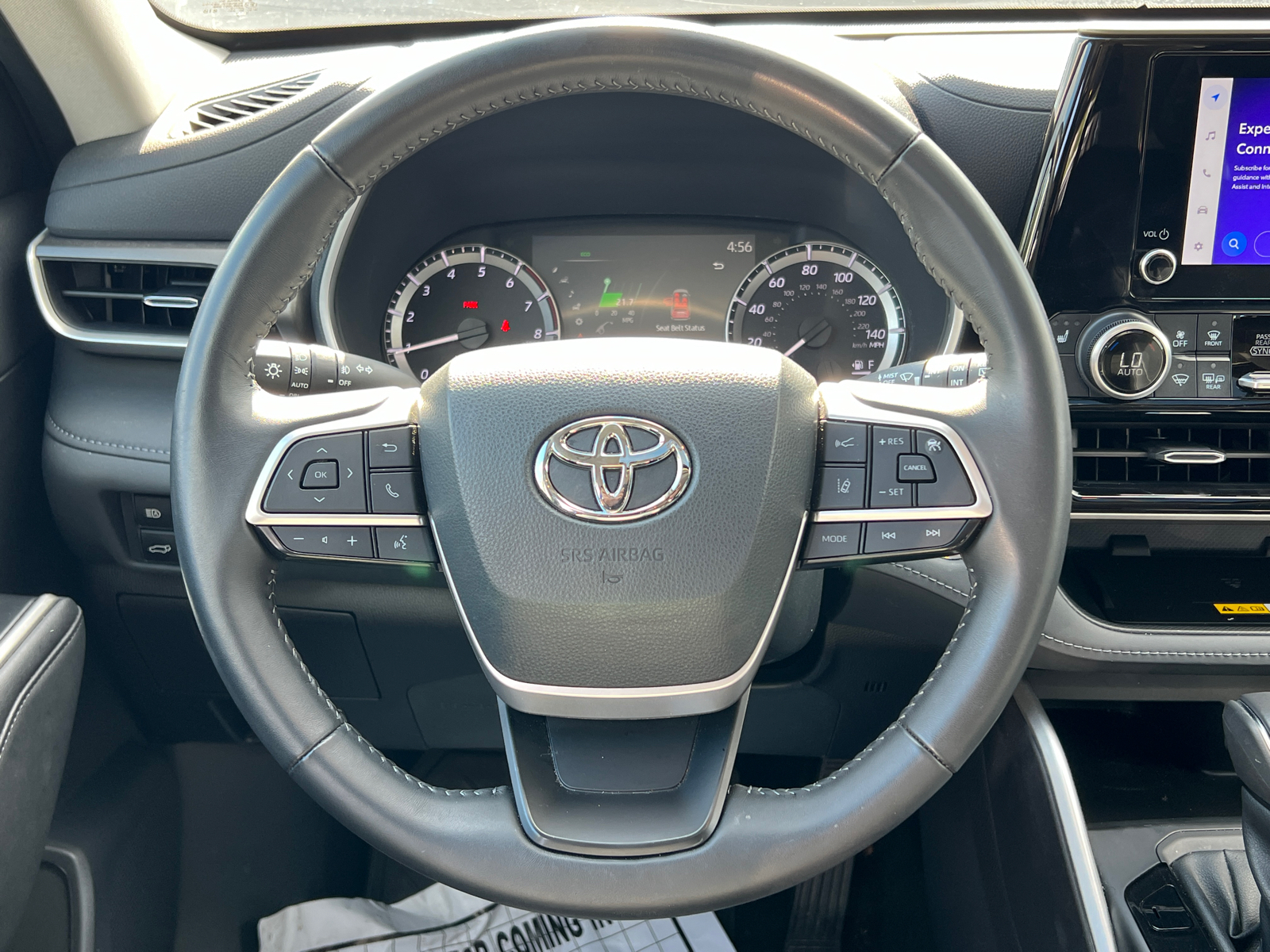 2023 Toyota Highlander L 24