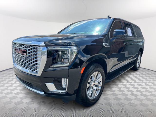 2022 GMC Yukon XL Denali 1