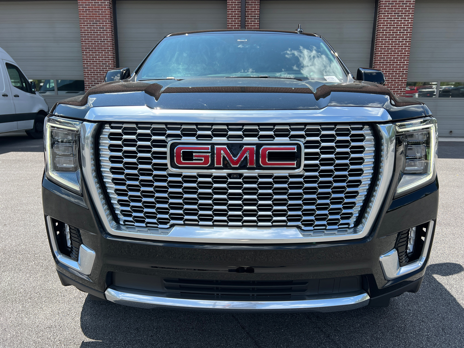 2022 GMC Yukon XL Denali 2