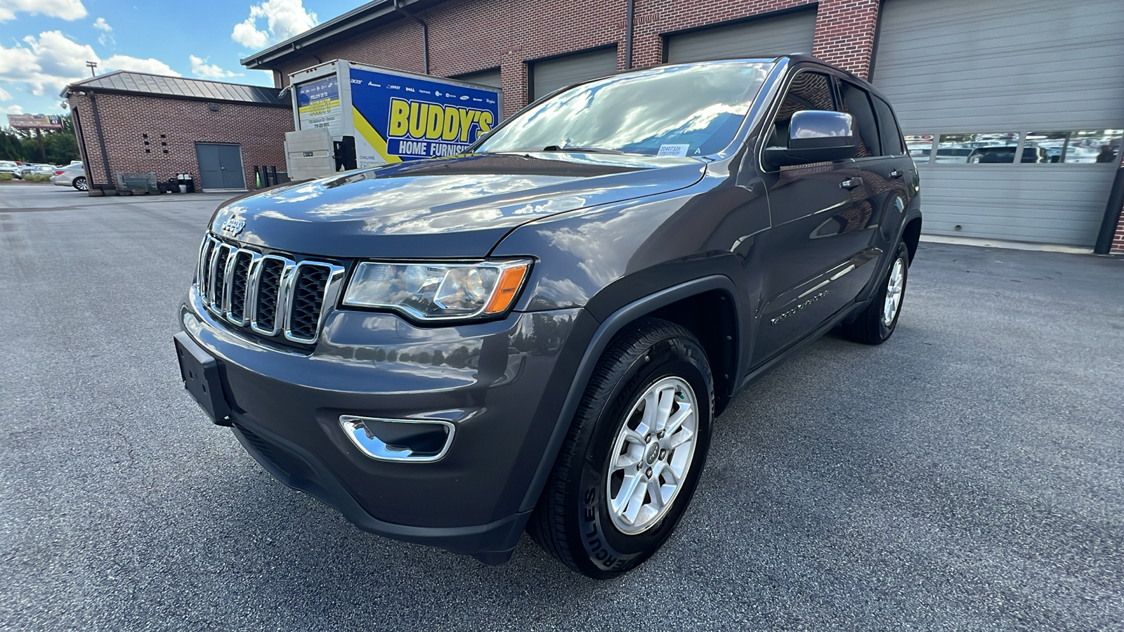 2020 Jeep Grand Cherokee Laredo E 12