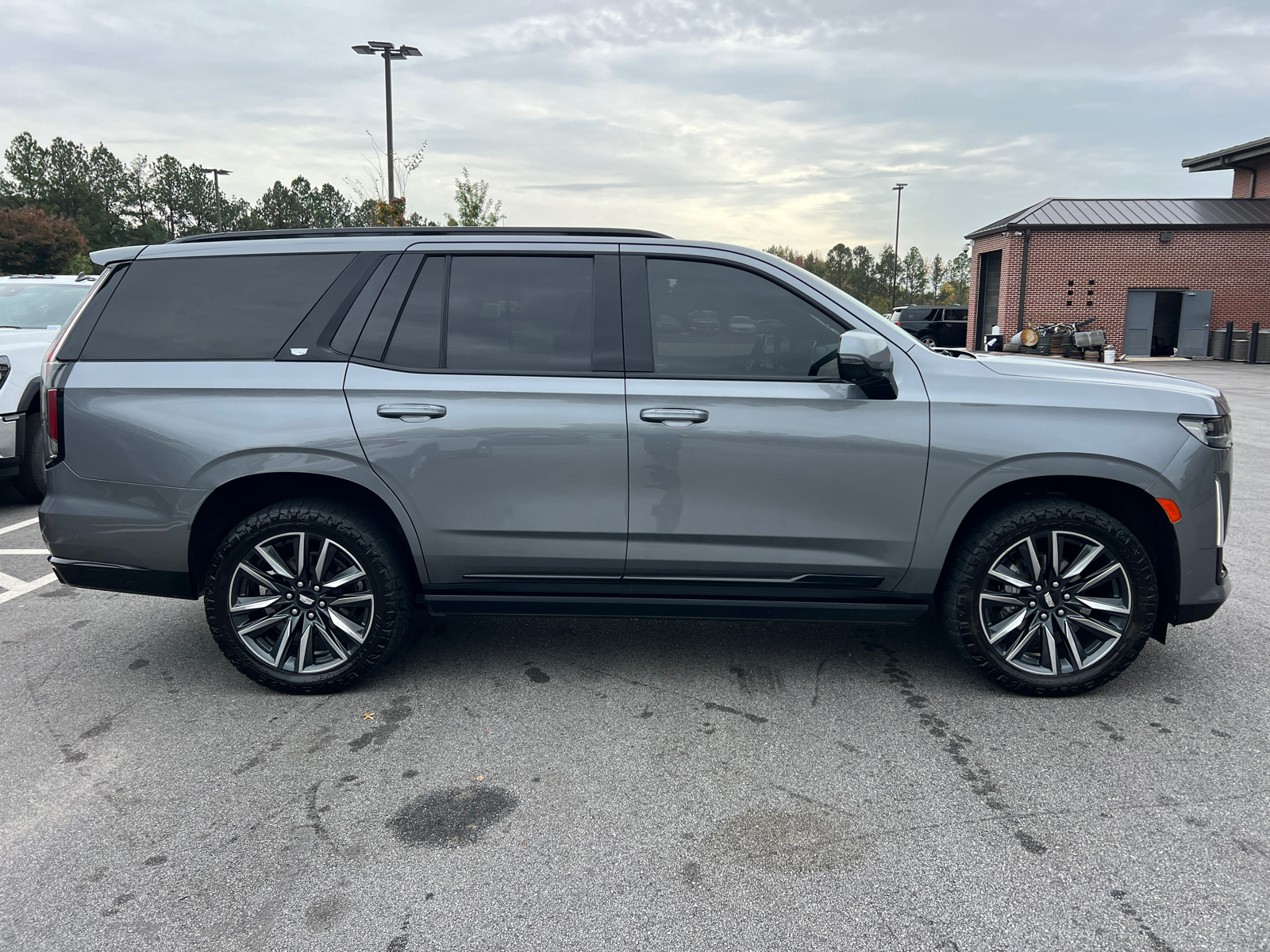 2021 Cadillac Escalade Sport 4