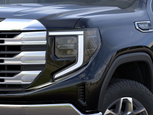 2024 GMC Sierra 1500 SLE 10