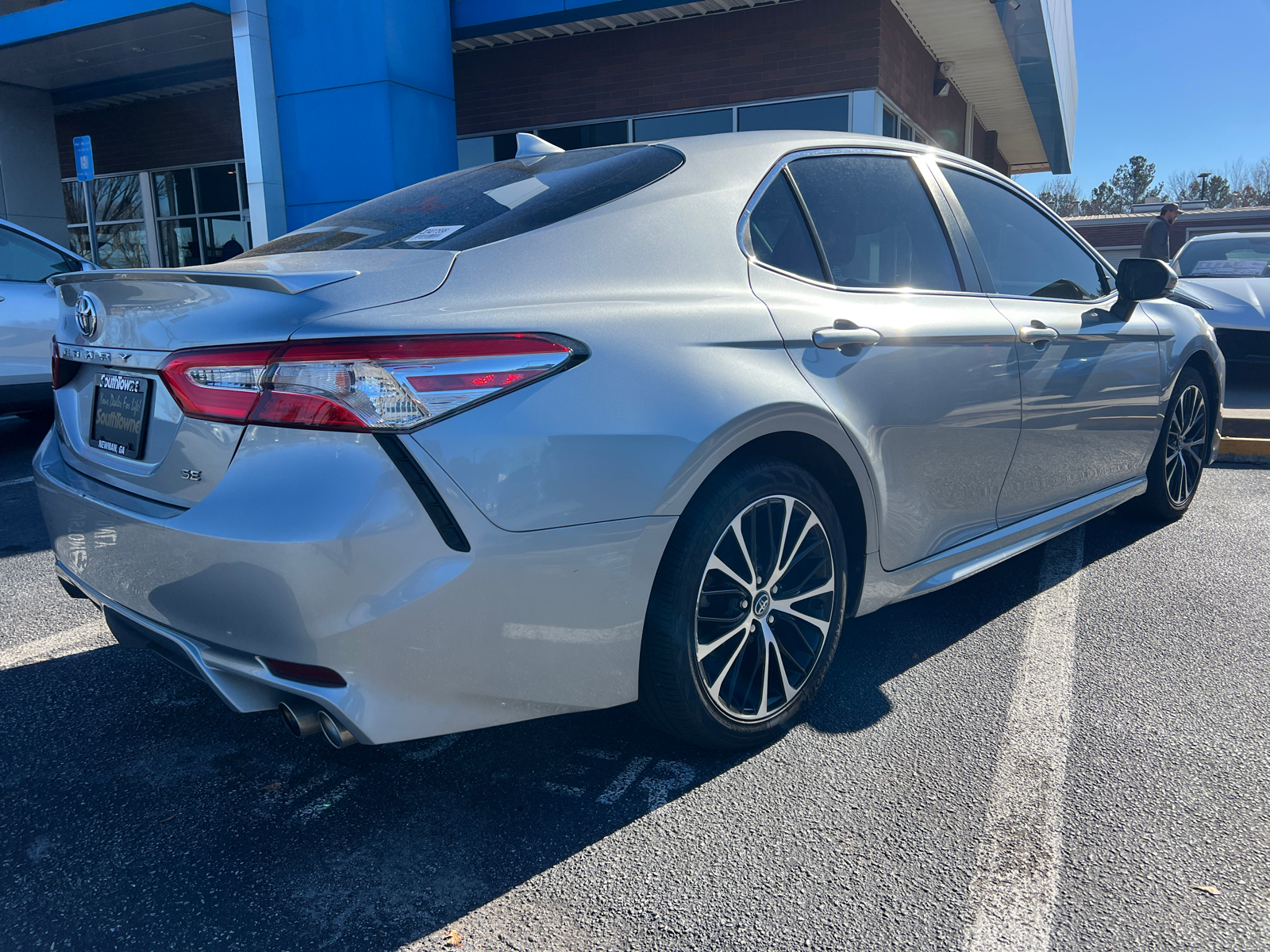 2020 Toyota Camry SE 5