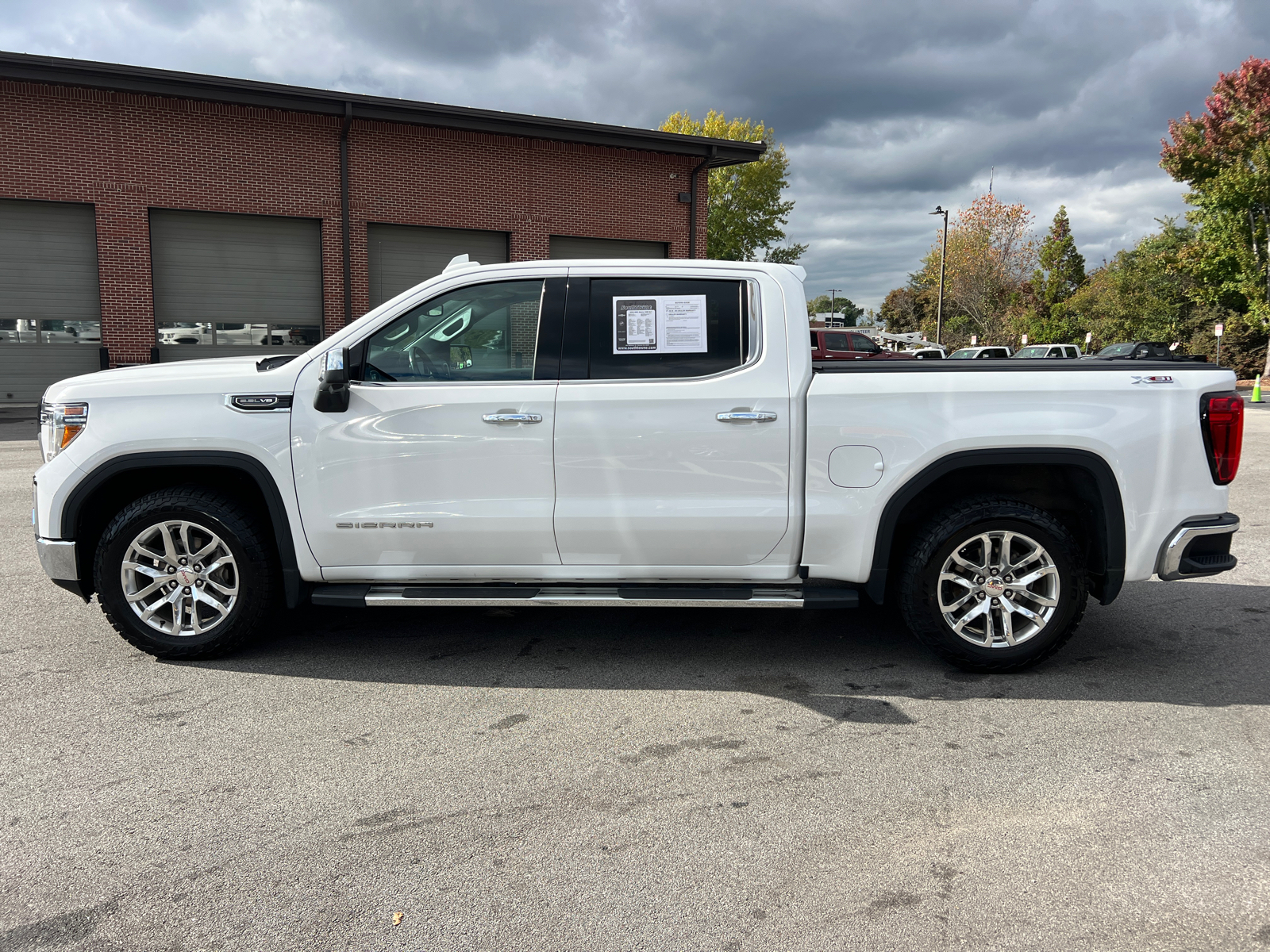 2020 GMC Sierra 1500 SLT 8