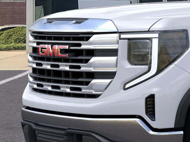 2024 GMC Sierra 1500 SLE 13