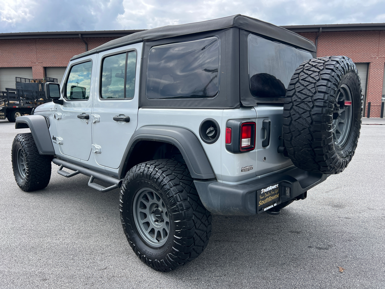 2022 Jeep Wrangler Unlimited Sport 7