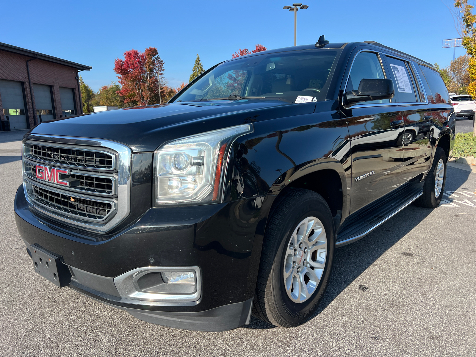 2015 GMC Yukon XL SLT 1