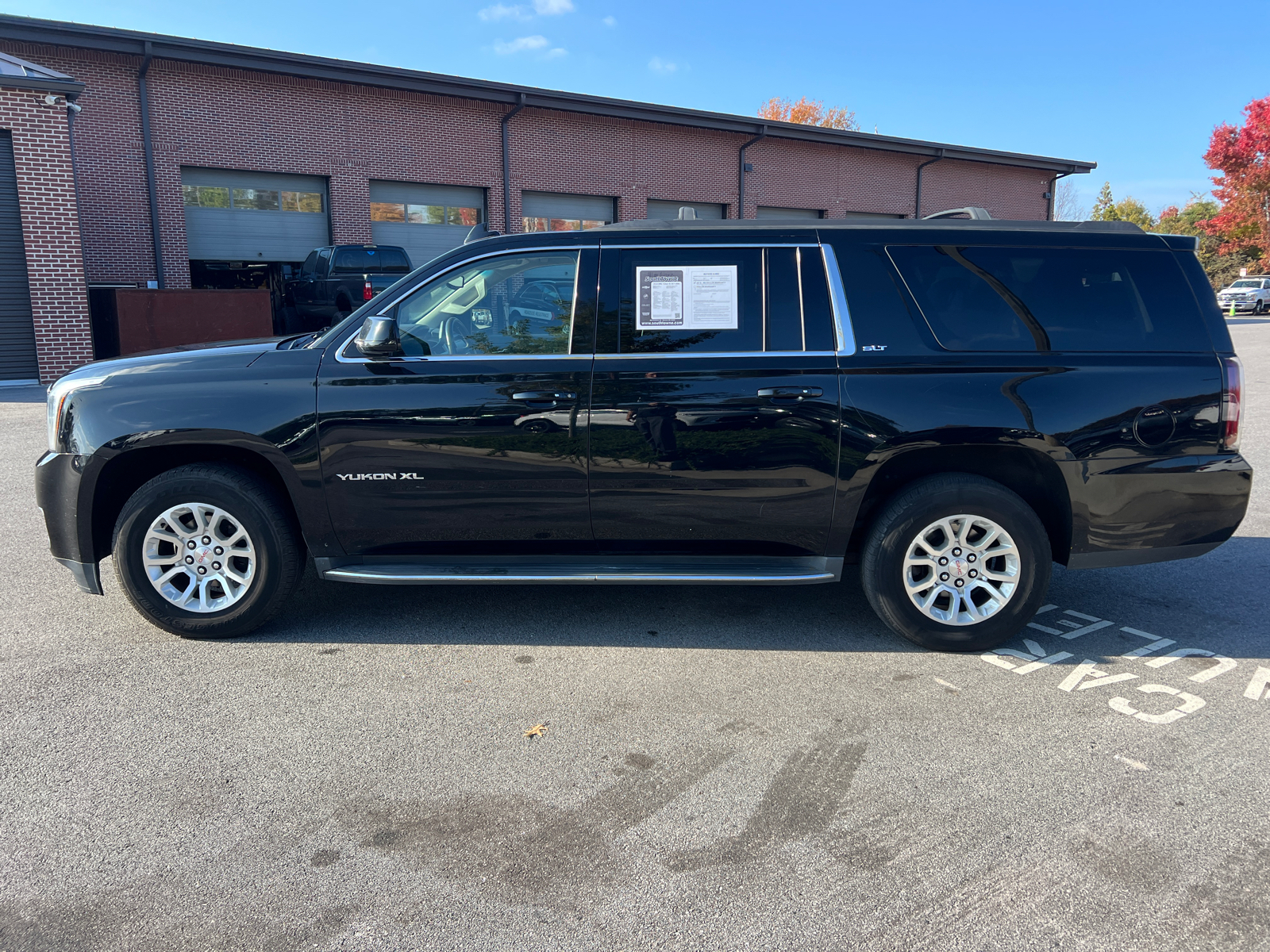 2015 GMC Yukon XL SLT 8