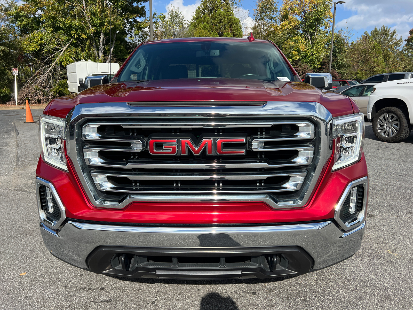 2021 GMC Sierra 1500 SLT 2